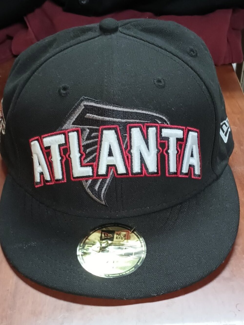 New Era 59FIFTY Atlanta Falcons Fitted Hat 7 1/4 Black Structured NFL Cap